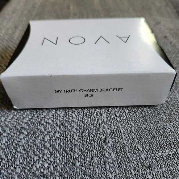 Avon Silvertone My Truth Star Charm Bracelet Vintage 2015 NIB‎ - Picture 6 of 7